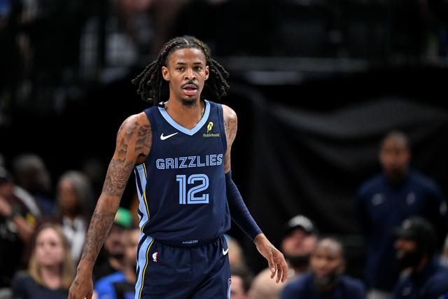 三分压哨绝杀！勇士险胜快船 库里9分哈登13分